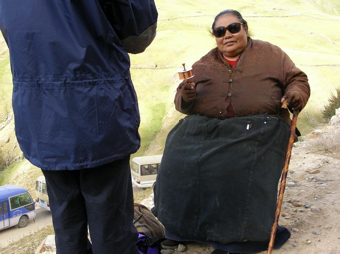Women at Drak Yerpa tsechu festival.